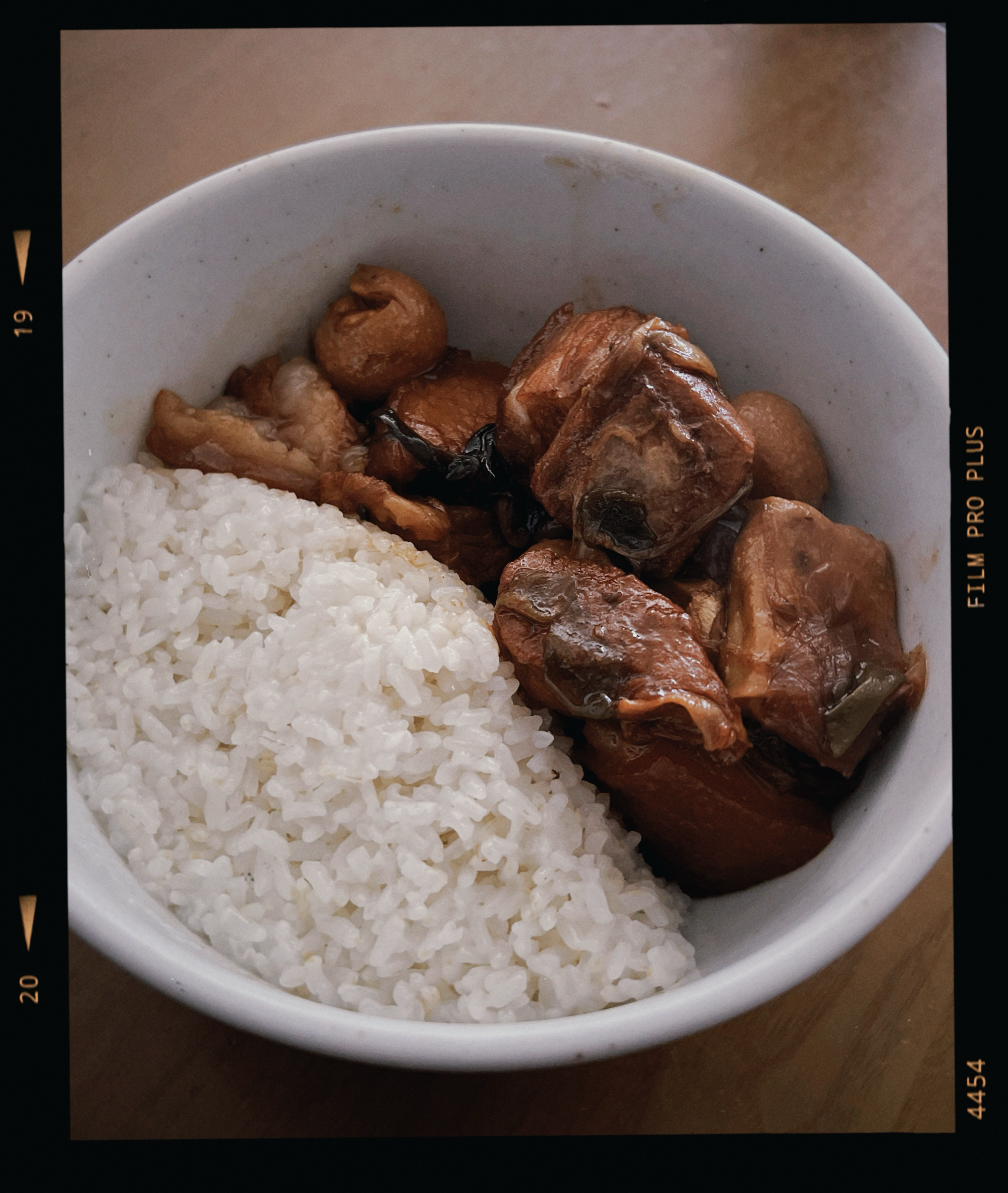 控肉饭 就还挺红烧肉的