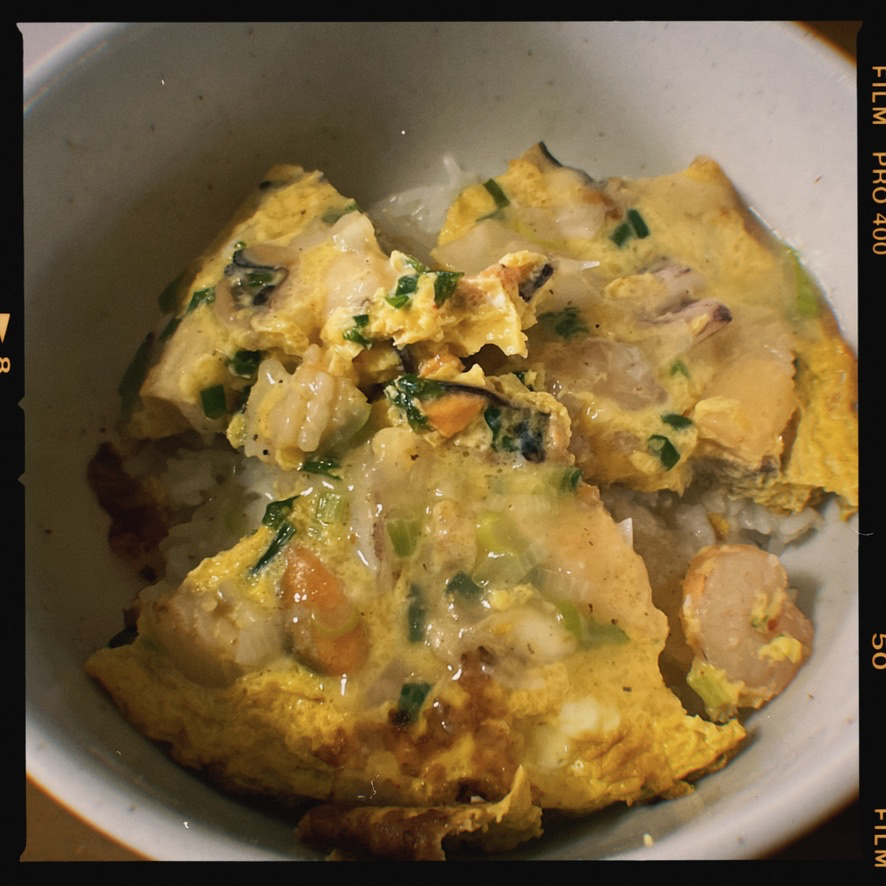 天津丼 翻面失败,海鲜炒蛋盖饭一碗